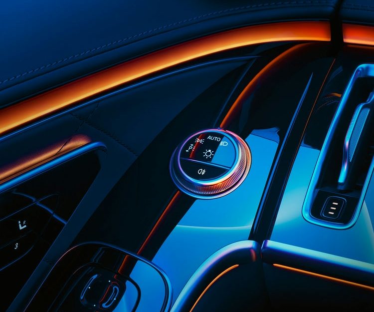 The ambient lighting of the Mercedes EQS shot at Halostage with Adrian Weber and Amos Fricke.