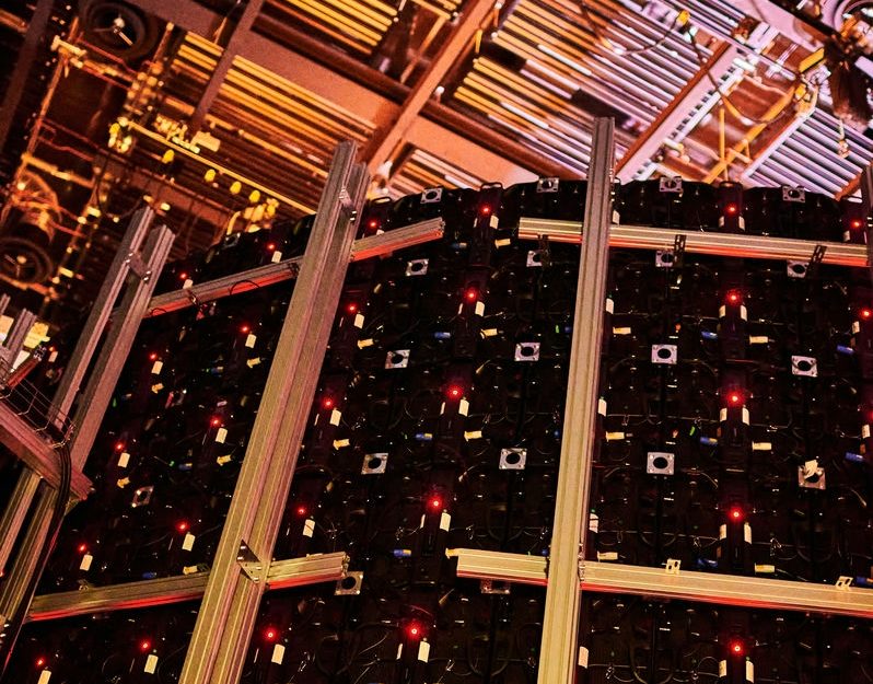 The back of the LED wall at Halostage, setup and Operated by Adrian Weber and Lauritz Raisch.